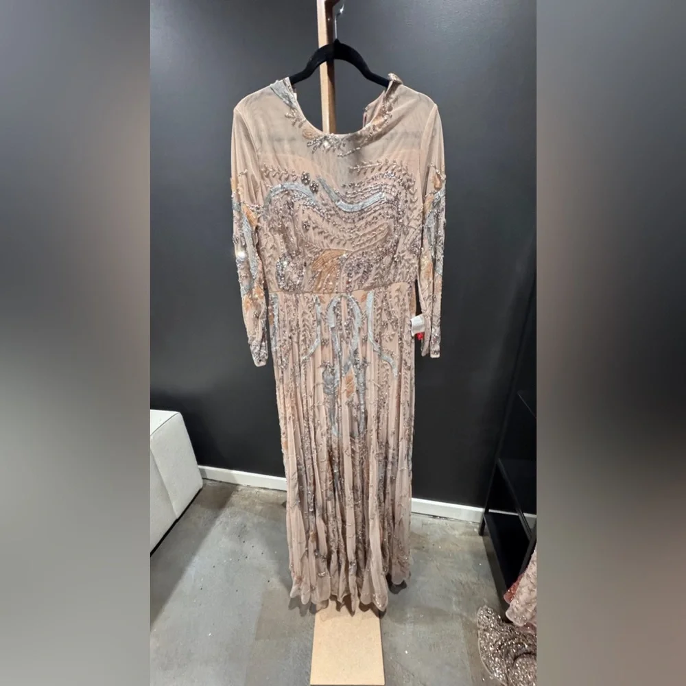 MAC DUGGAL
Long Sleeve Embellished Illusion Evening Gown 5217 Nude silver prom - Picture 5 of 8